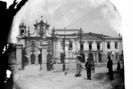 PTRMGMRCFM0581 - Convento e Igreja dos Capuchos, década de 1920. Negativo em gelatino-brometo de prata sobre placa de vidro, 13x18 cm. Colecção de Fotografia da Muralha.